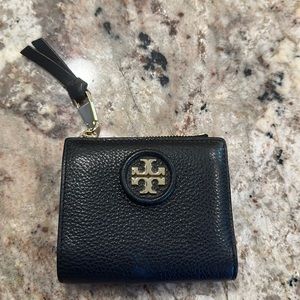 Tory Burch wallet
